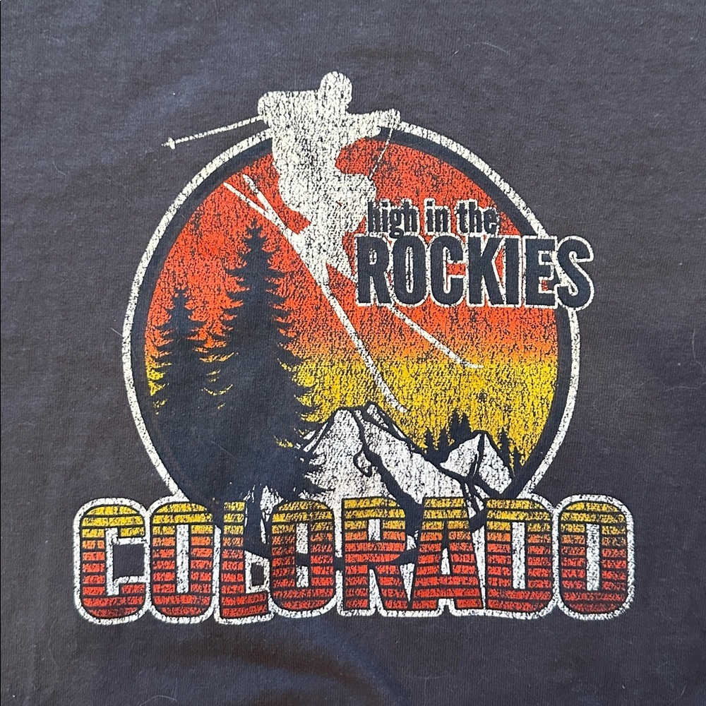 Colorado Graphic Tee - Picture 3 of 4